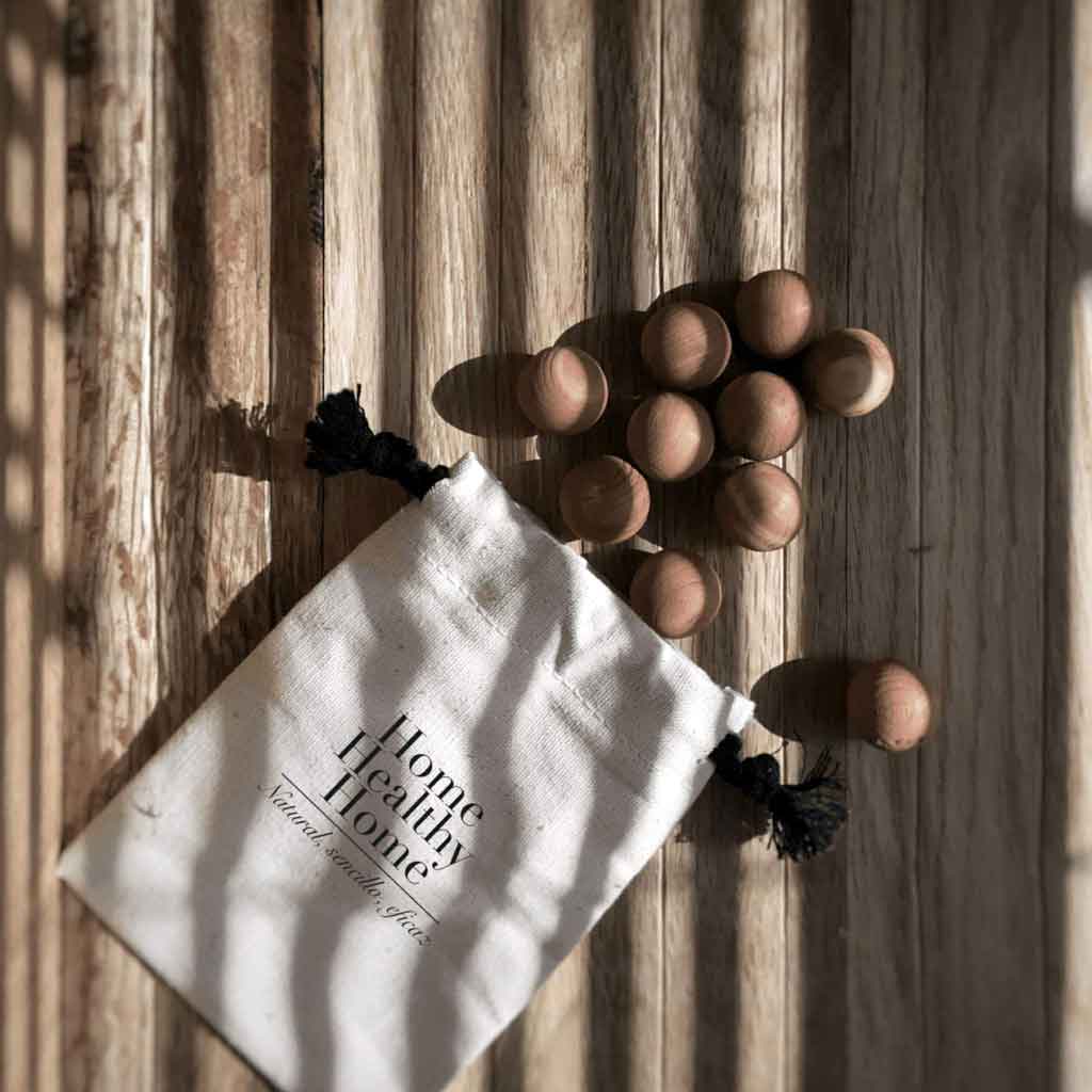 bolas de cedro antipolillas